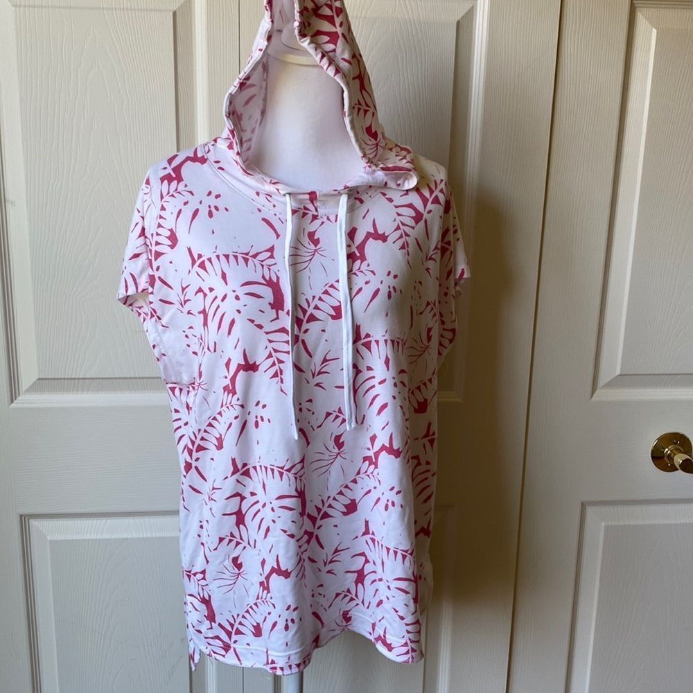 Jane and Delancey Pink Tropical Hooded Top L